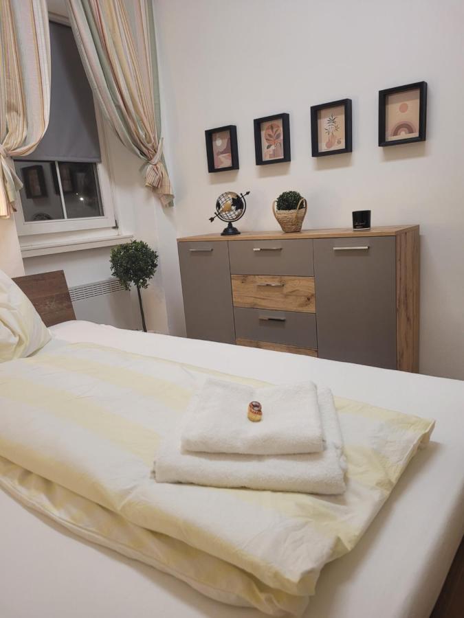 Bullsliving Seeapartment 1 Am Corso Velden am Wörthersee Kültér fotó